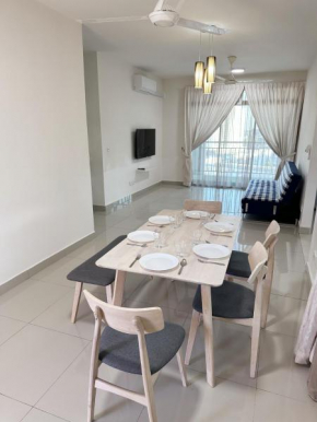 TuR15 SPlCE 10pax 4room Private House